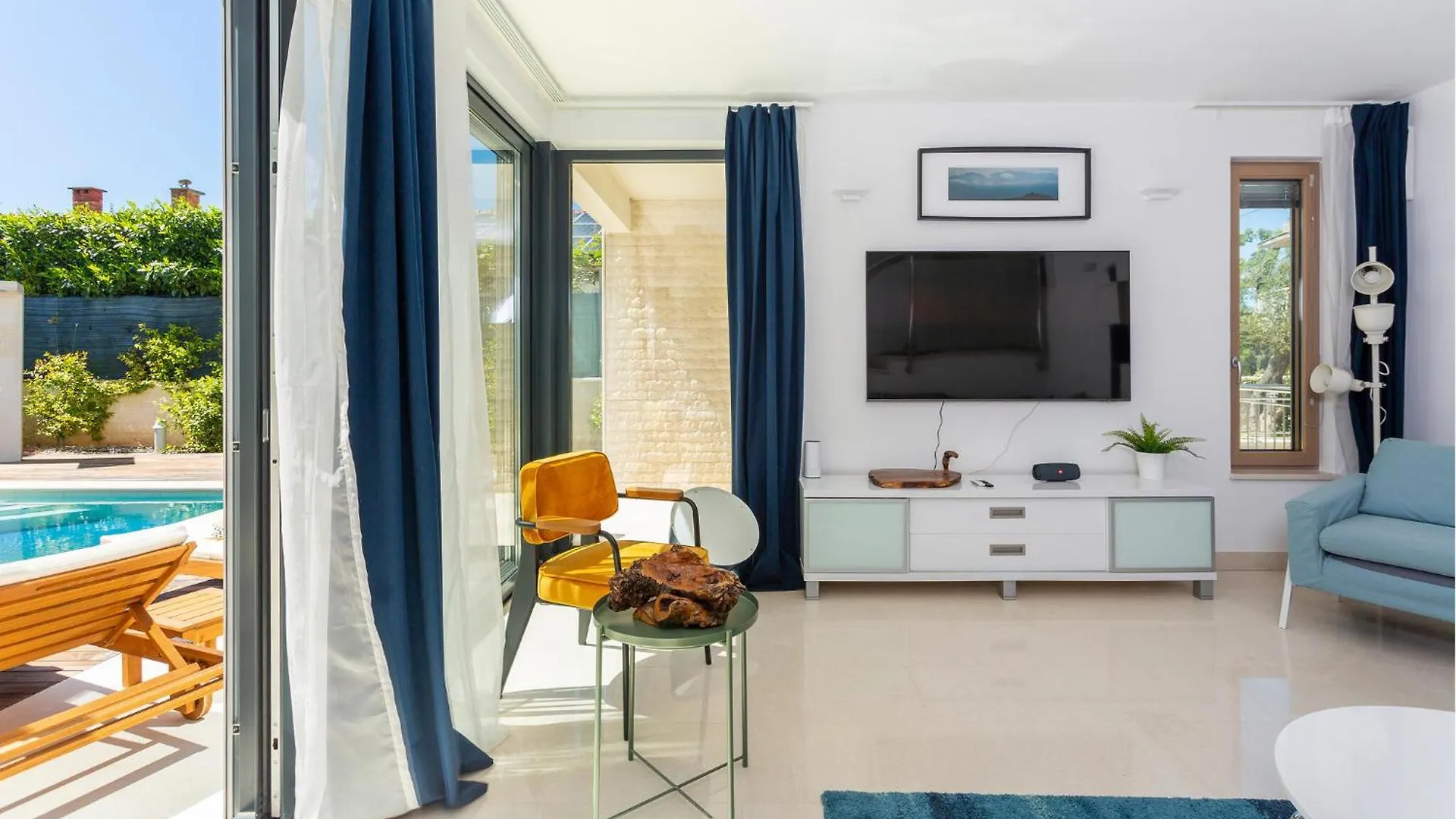 Holiday home Gorgeous Home In Njivice With House Sea View