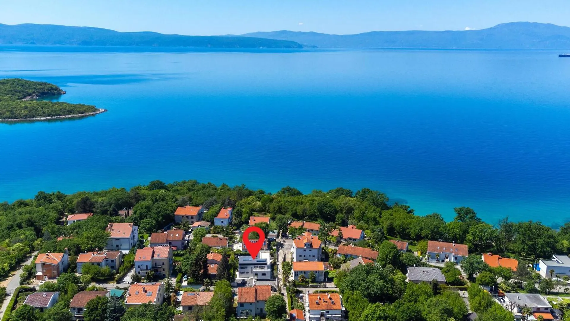 Gorgeous Home In Njivice With House Sea View Holiday home